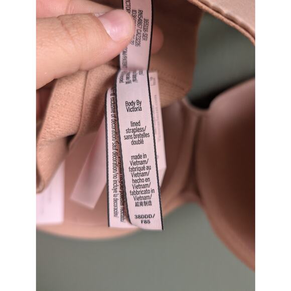 38DDD NEW Victoria's Secret Lined Strapless Bra - Picture 3 of 5